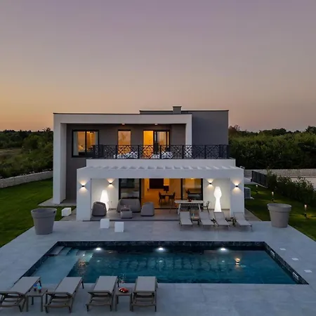 New! Luxury Epic 8 - 50 M2 Pool, In Istria *