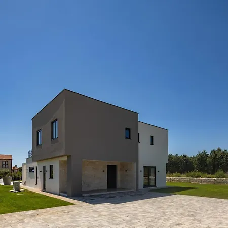 New! Luxury Epic 8 - 50 M2 Pool, In Istria Butkovici (Istria)