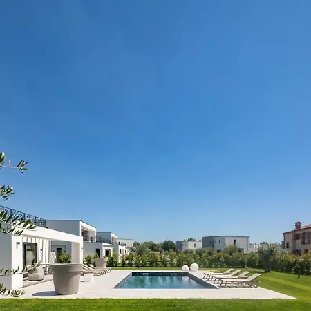 Villa New! Luxury Epic 8 - 50 M2 Pool, In Istria