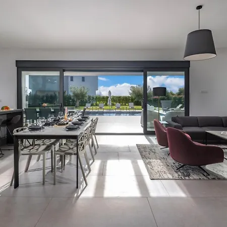 New! Luxury Lunara - 50 M2 Pool, In Istria * Butkovići